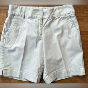 🌻Loft light tan cotton/spandex Riviera shorts. Size 4.